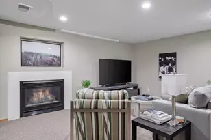 1905 Manchester Crossing, Waunakee, WI 53597 - Photo 40