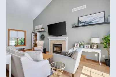 1905 Manchester Crossing, Waunakee, WI 53597 - Photo 22