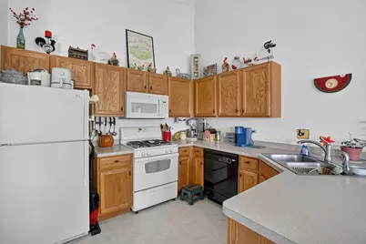 6582 Kristines Way, South Beloit, IL 61080 - Photo 12