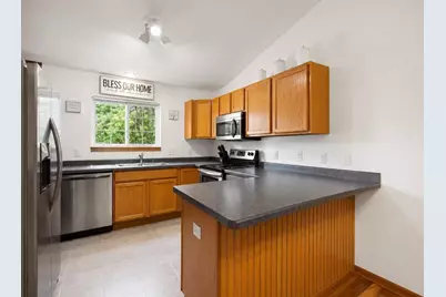 413 Morningside Drive, Deerfield, WI 53531 - Photo 4