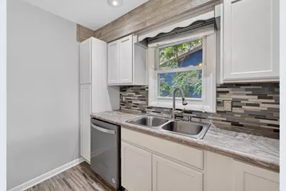 1221 Debra Lane, Madison, WI 53704 - Photo 10