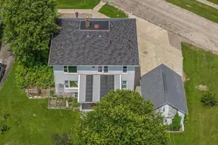 107 South St, La Valle, WI 53941 - Photo 6