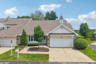 5652 Steeplechase Dr, Waunakee, WI 53597 - Photo 2