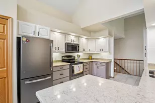 5652 Steeplechase Dr, Waunakee, WI 53597 - Photo 20