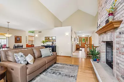 5652 Steeplechase Drive, Waunakee, WI 53597 - Photo 4