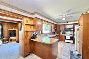 1831 Janie Ln, Beloit, WI 53511 - Photo 6