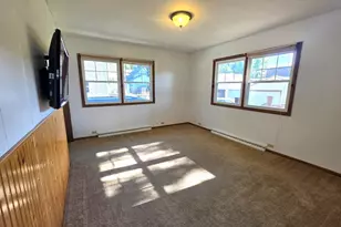 414 Carrington St, Waupun, WI 53963 - Photo 20