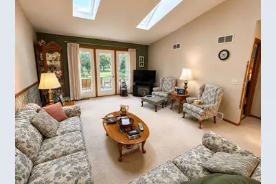 726 Kensington Square #726, Stoughton, WI 53589 - Photo 10