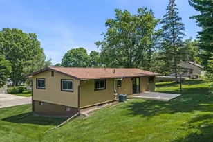 1136 2nd St, Baraboo, WI 53913 - Photo 40
