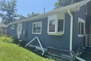 89 Lakeview Ave, Edgerton, WI 53534 - Photo 4