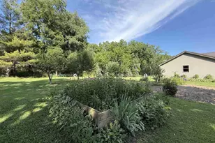 5352 N River Rd, Janesville, WI 53545 - Photo 74