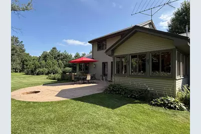 5352 N River Road, Janesville, WI 53545 - Photo 6