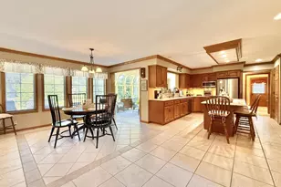 2078 Regal Oaks Ct, Beloit, WI 53511 - Photo 4