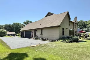 2078 Regal Oaks Ct, Beloit, WI 53511 - Photo 48