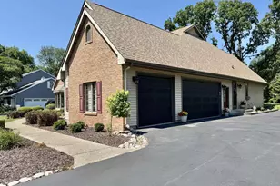 2078 Regal Oaks Ct, Beloit, WI 53511 - Photo 46