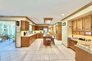 2078 Regal Oaks Ct, Beloit, WI 53511 - Photo 8