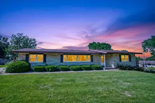 621 W Division St, Ridgeville, WI 53533 - Photo 2