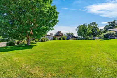 621 W Division Street, Ridgeville, WI 53533 - Photo 38