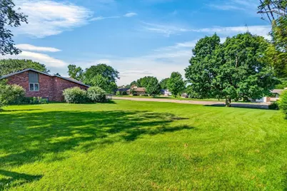 621 W Division Street, Ridgeville, WI 53533 - Photo 36