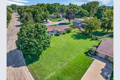 621 W Division Street, Ridgeville, WI 53533 - Photo 4
