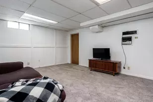 2026 Merrill St, Beloit, WI 53511 - Photo 36
