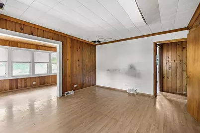1327 E Road Nine, Edgerton, WI 53534 - Photo 10