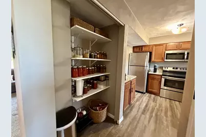 2532 W Memorial Drive, Janesville, WI 53548 - Photo 6