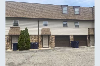 2532 W Memorial Drive, Janesville, WI 53548 - Photo 1