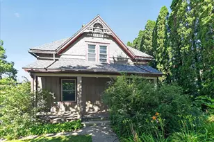 212 S 5th St, Mount Horeb, WI 53572 - Photo 14