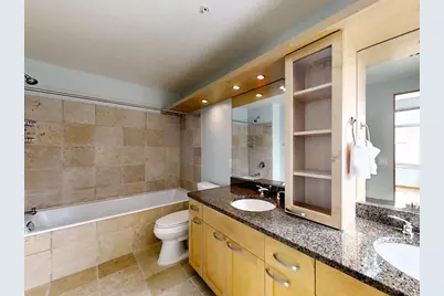 309 W Washington Avenue #601, Madison, WI 53703 - Photo 24