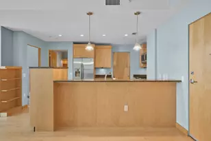 309 W Washington Ave, Madison, WI 53703 - Photo 14