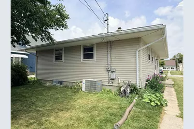 1805 Elm Avenue, Sheboygan, WI 53081 - Photo 16