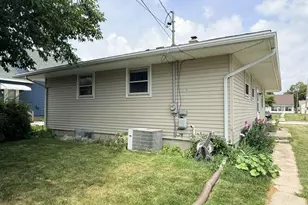 1805 Elm Ave, Sheboygan, WI 53081 - Photo 16