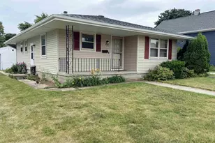 1805 Elm Ave, Sheboygan, WI 53081 - Photo 1