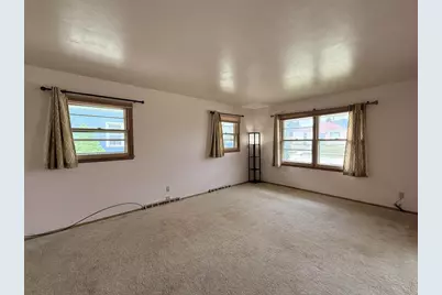1805 Elm Avenue, Sheboygan, WI 53081 - Photo 4