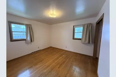 1805 Elm Avenue, Sheboygan, WI 53081 - Photo 8