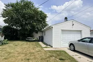1805 Elm Ave, Sheboygan, WI 53081 - Photo 20