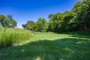 506 N Brooklyn Ave, Elroy, WI 53929 - Photo 34
