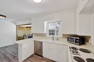 4834 Marathon Dr, Madison, WI 53705 - Photo 14