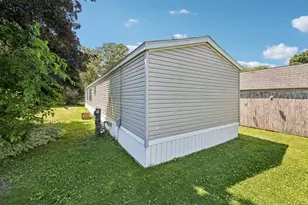 15941 Durand Ave, Racine, WI 53182 - Photo 36