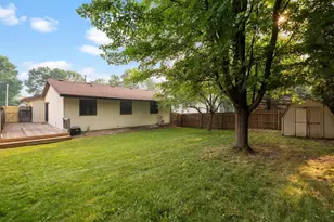 29 Newbury Cir, Madison, WI 53711 - Photo 2