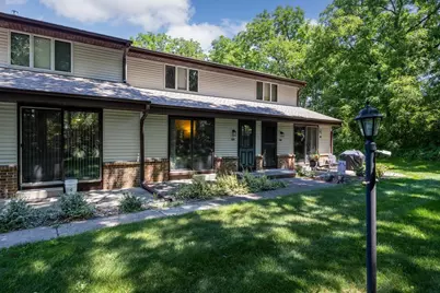 259 Ba Wood Lane, Janesville, WI 53545 - Photo 2