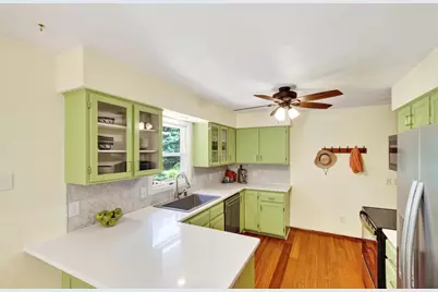 710 Olympic Street, Sun Prairie, WI 53590 - Photo 10