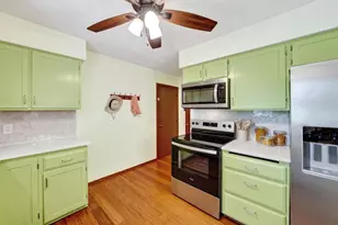 710 Olympic St, Sun Prairie, WI 53590 - Photo 8