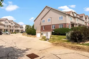 3902 Maple Grove Dr, Madison, WI 53719 - Photo 30
