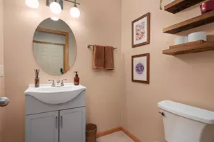 3902 Maple Grove Dr, Madison, WI 53719 - Photo 10
