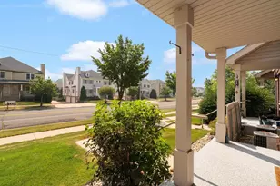 3902 Maple Grove Dr, Madison, WI 53719 - Photo 34