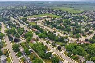 406 E Verleen Ave, Waunakee, WI 53597 - Photo 34