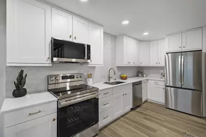 340 East Bluff, Madison, WI 53704 - Photo 1