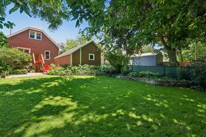 406 Maple Avenue, Madison, WI 53704 - Photo 2